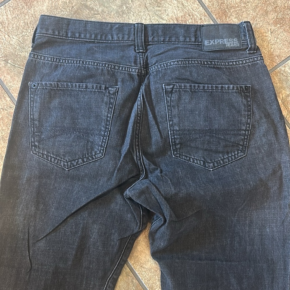 Express Blake loose fit boot cut jeans - Picture 4 of 5